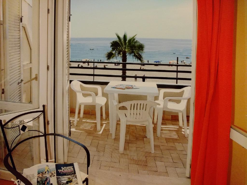 Polifemo Διαμέρισμα Letojanni Εξωτερικό φωτογραφία